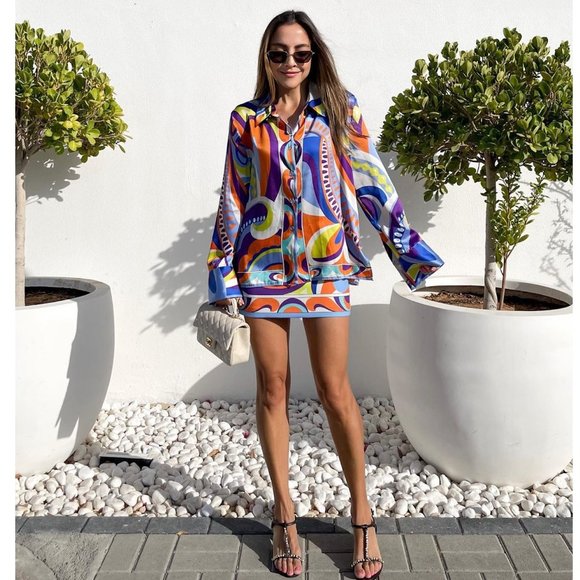BLOGGER'S FAVE! Zara Multicolor Print Short Skirt NWT - Picture 1 of 17